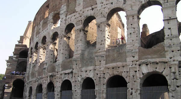 Colosseo, Roma, Italia. Author and Copyright Marco Ramerini